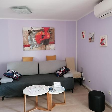 Apartment Lukas Galileo Izuzetan Makarska Exteriör bild